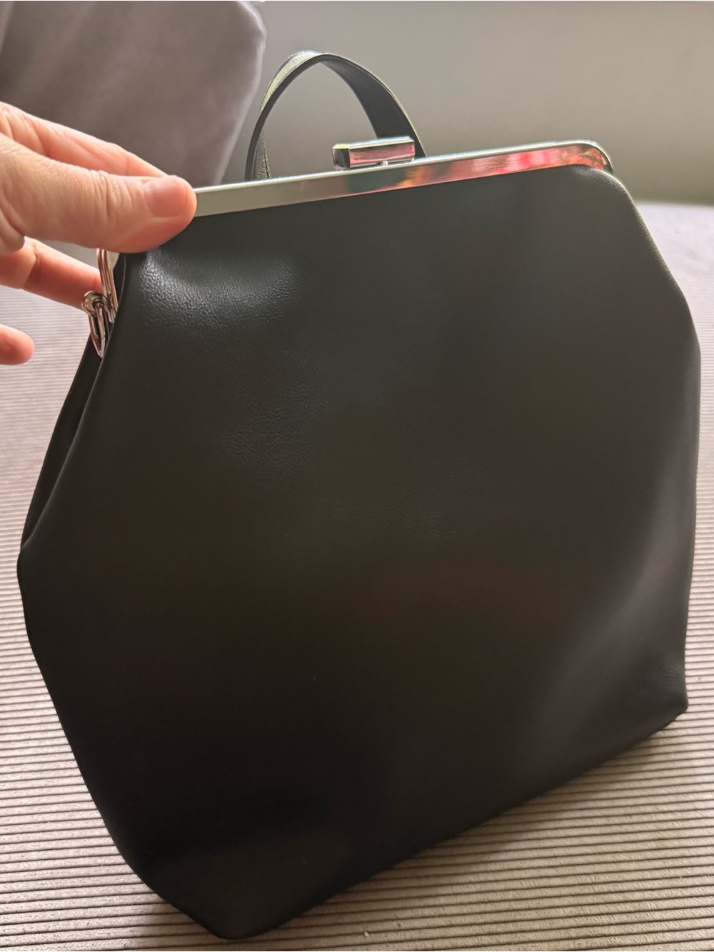 INC Women l’s Binxxe Fauc-Leather Frame Convertible Backpack!